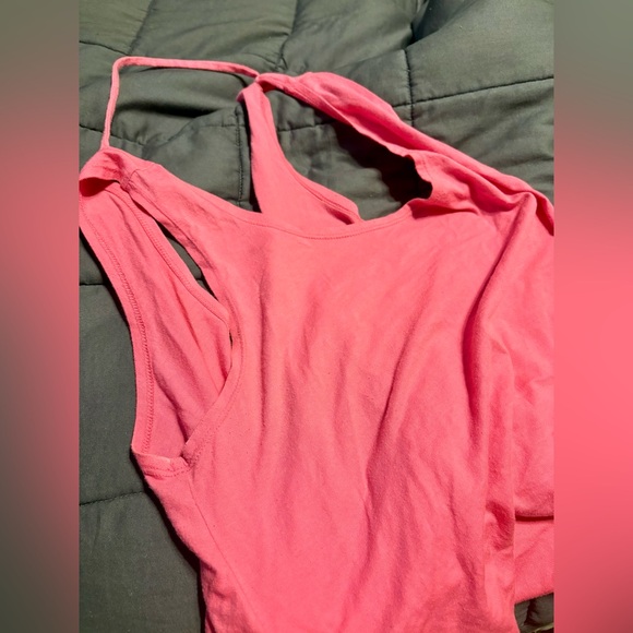 💕 Fabletics open back tank 💕 - Picture 4 of 4